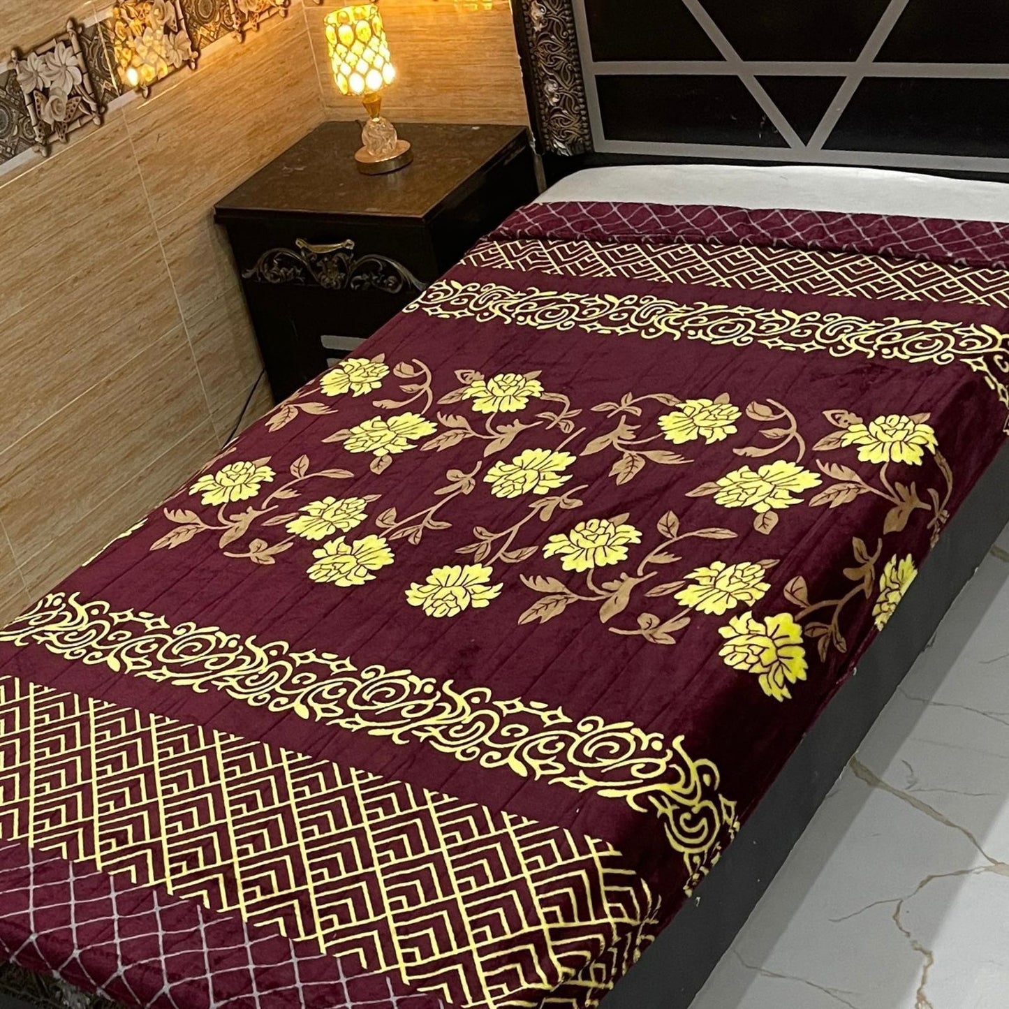 Luxurious Maroon & Gold Floral AC Fleece Blanket – Riwaj